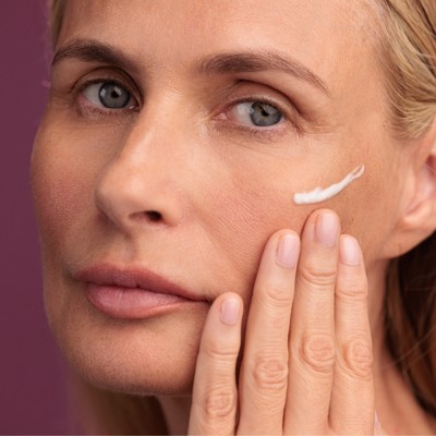 /filemanager/products/Retinol/retinol night cream 2.jpg